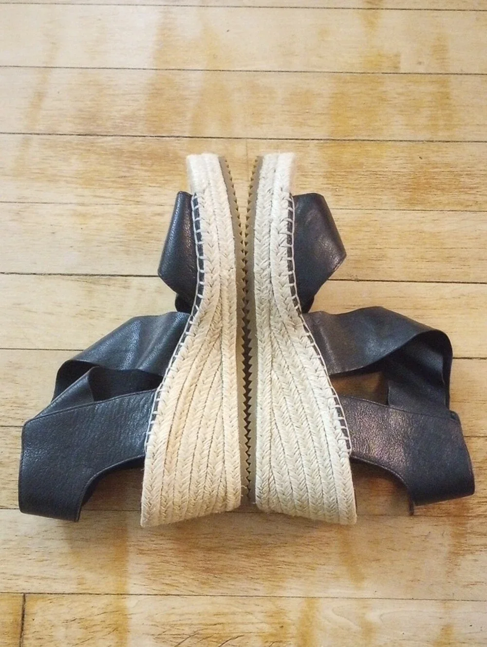 Eileen Fisher Willow Tumbled Black Leather Espadrille Wedge Sandals Size 8